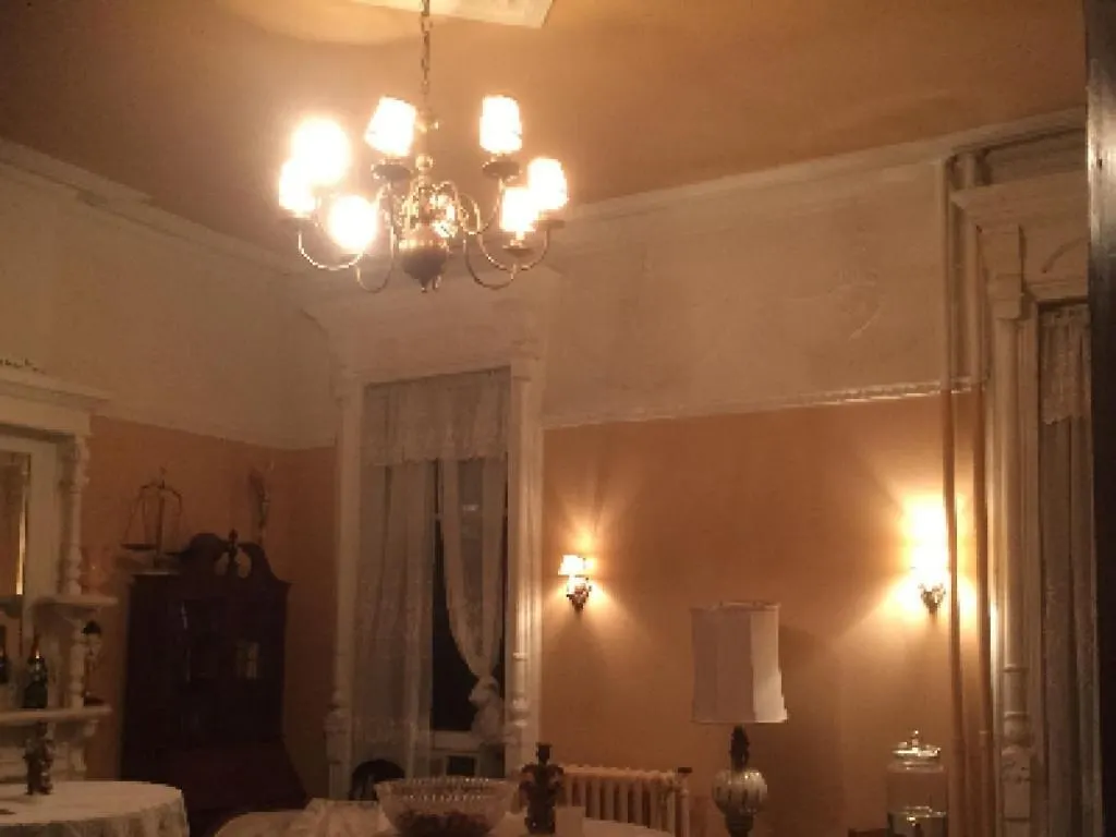 ** Hotel Sankofa Aban Bnb New York United States