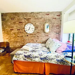 Times Square Manhattan - Private Room In 2 Bedroom Apartment New York