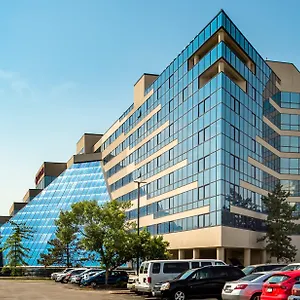 https://crowne-plaza-st-louis-airport.saint-louishotels.com